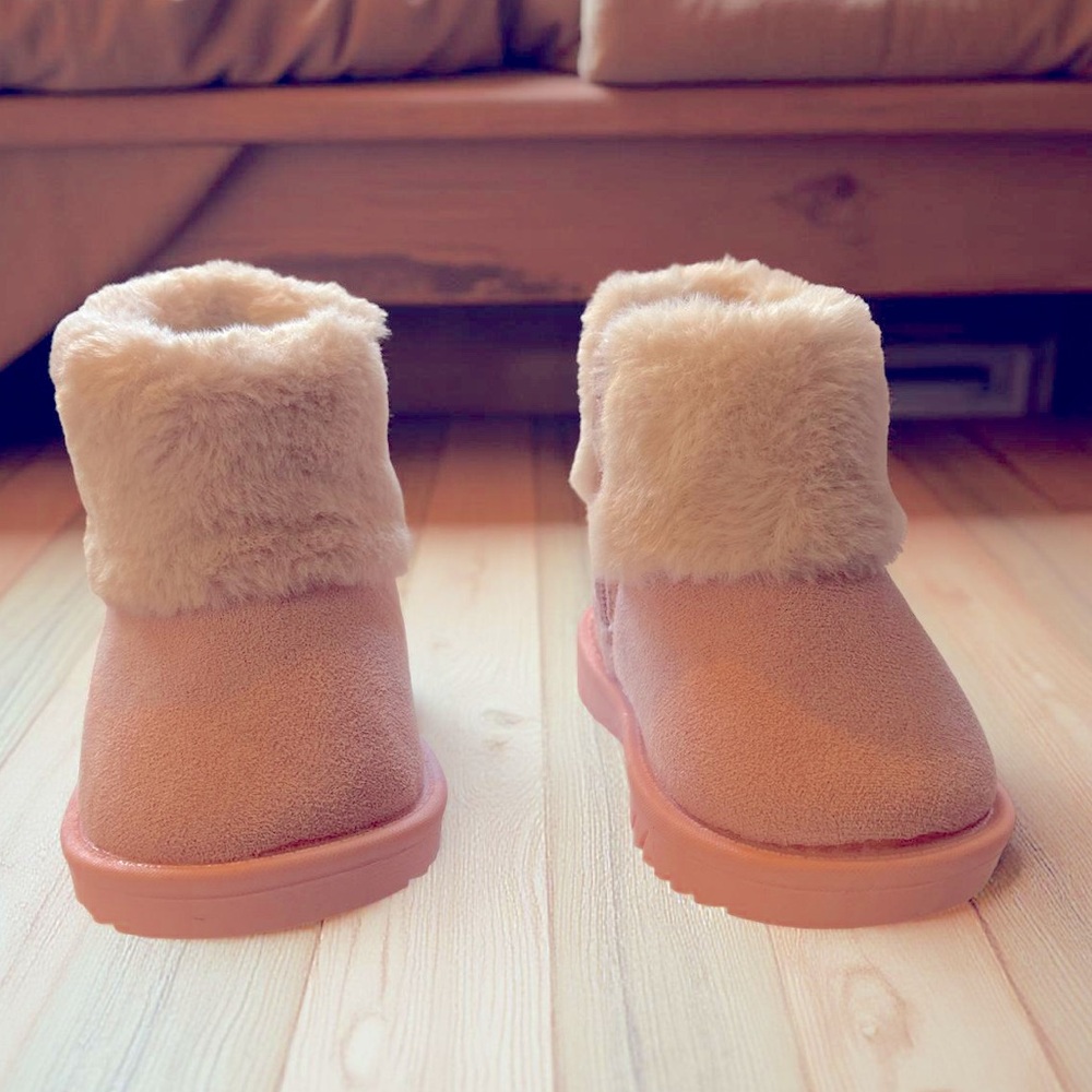 BMCITYBM Baby Girl Pink Winter Boots Size 5 NWOT